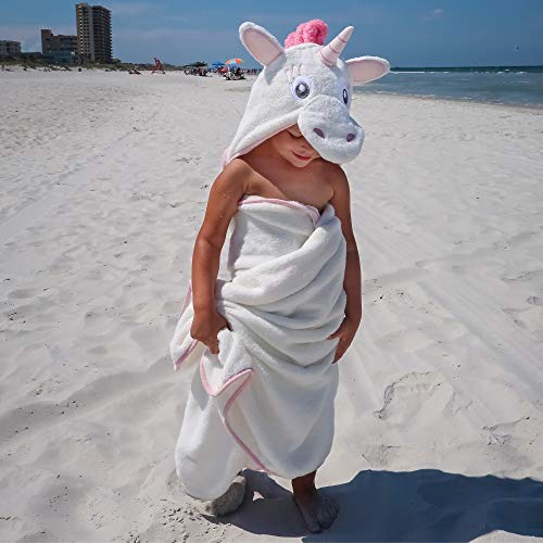 Unicorn hooded towel for girl